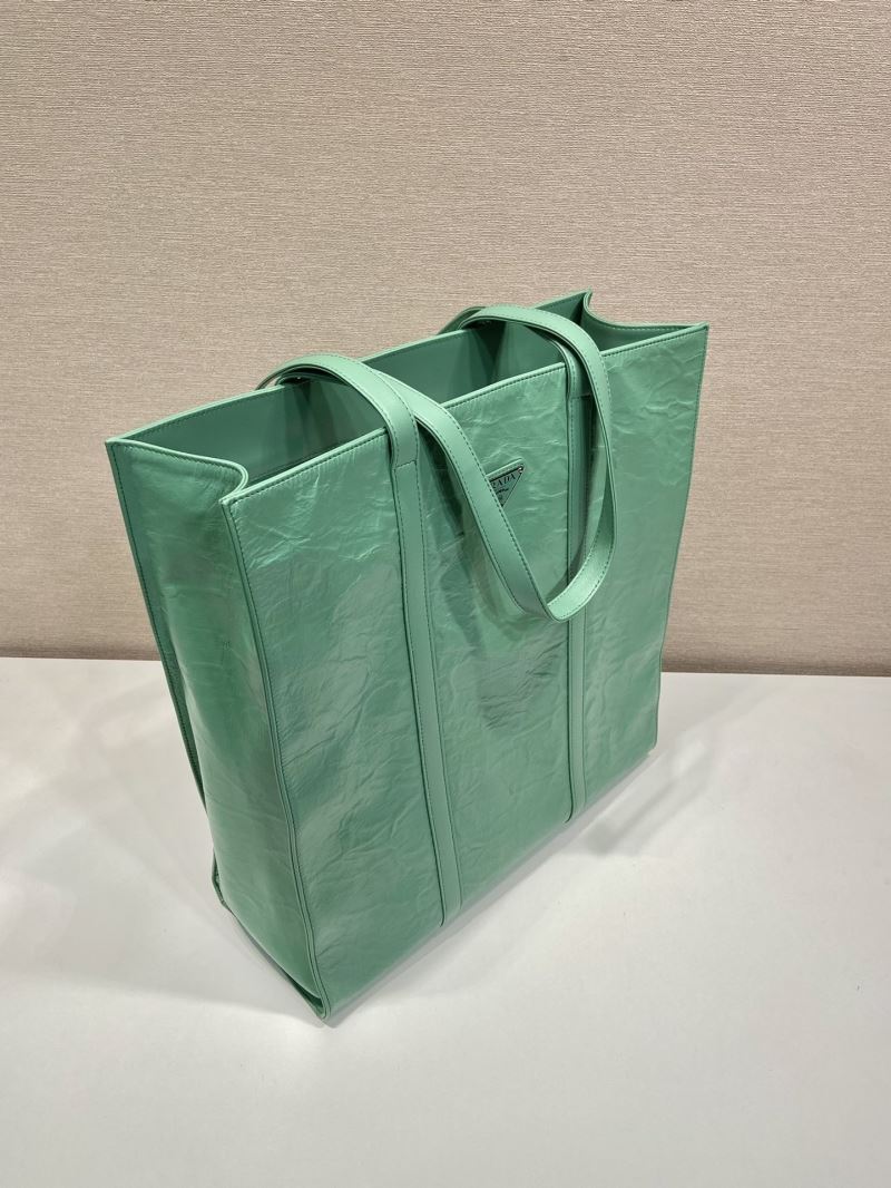Pra*a tote bags